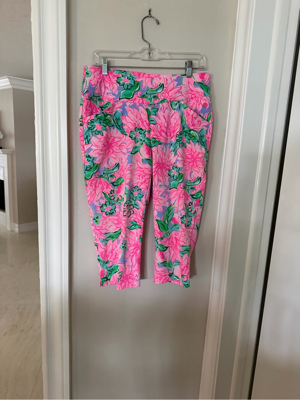 Lilly Pulitzer Luxletic pants( capri)
